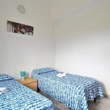 Casa Spaziosa 펜션 바리사르도