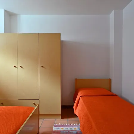 Casa Spaziosa 펜션 바리사르도